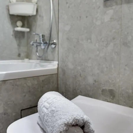 Appartamento Luminosa - Smart Luxury In Aviatiei - Free Parking - Ev Station *